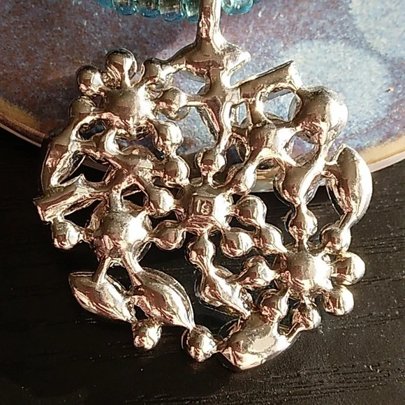 Lia Sophia Allison Floral Blue Green Crystal Beaded Necklace - Picture 7 of 9